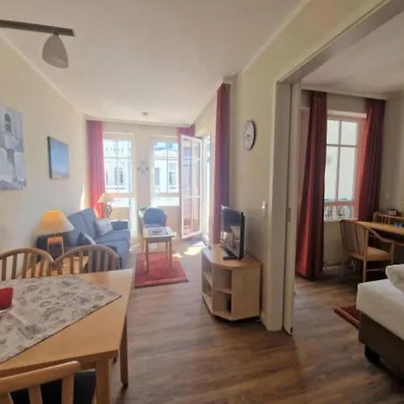Gemuetliche Mit Balkon In Sellin (Rugen)