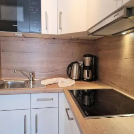 Gemuetliche Mit Balkon In Apartment